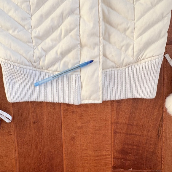 VTG BeBe Hooded Rabbit Fur Puffer Jacket w/ Corset lacing Details Womens S Ivory - Picture 11 of 16